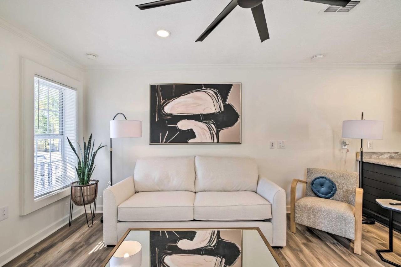 Chic Retreat With Grill, 2 Mi To Msu! Holiday home Starkville