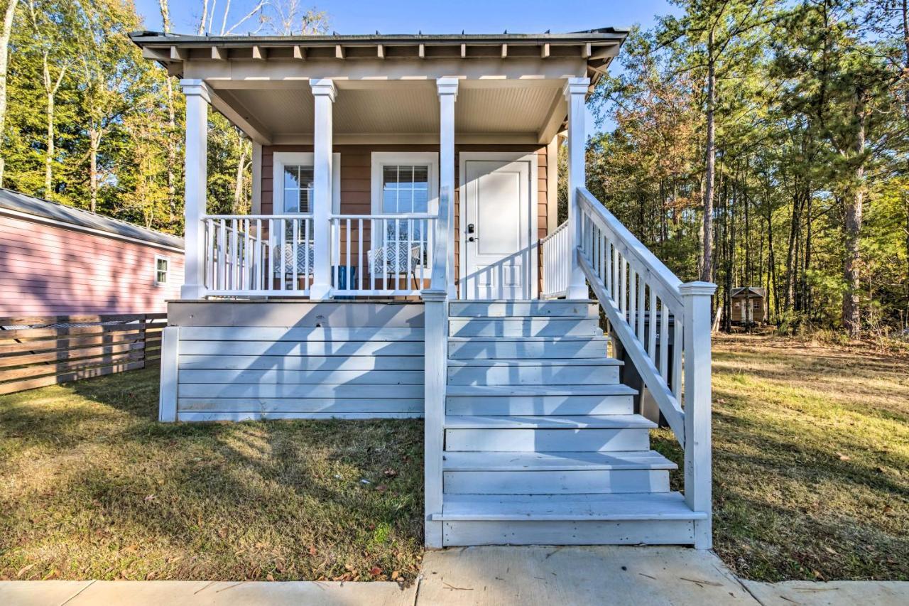 Holiday home Chic Retreat With Grill, 2 Mi To Msu! Starkville
