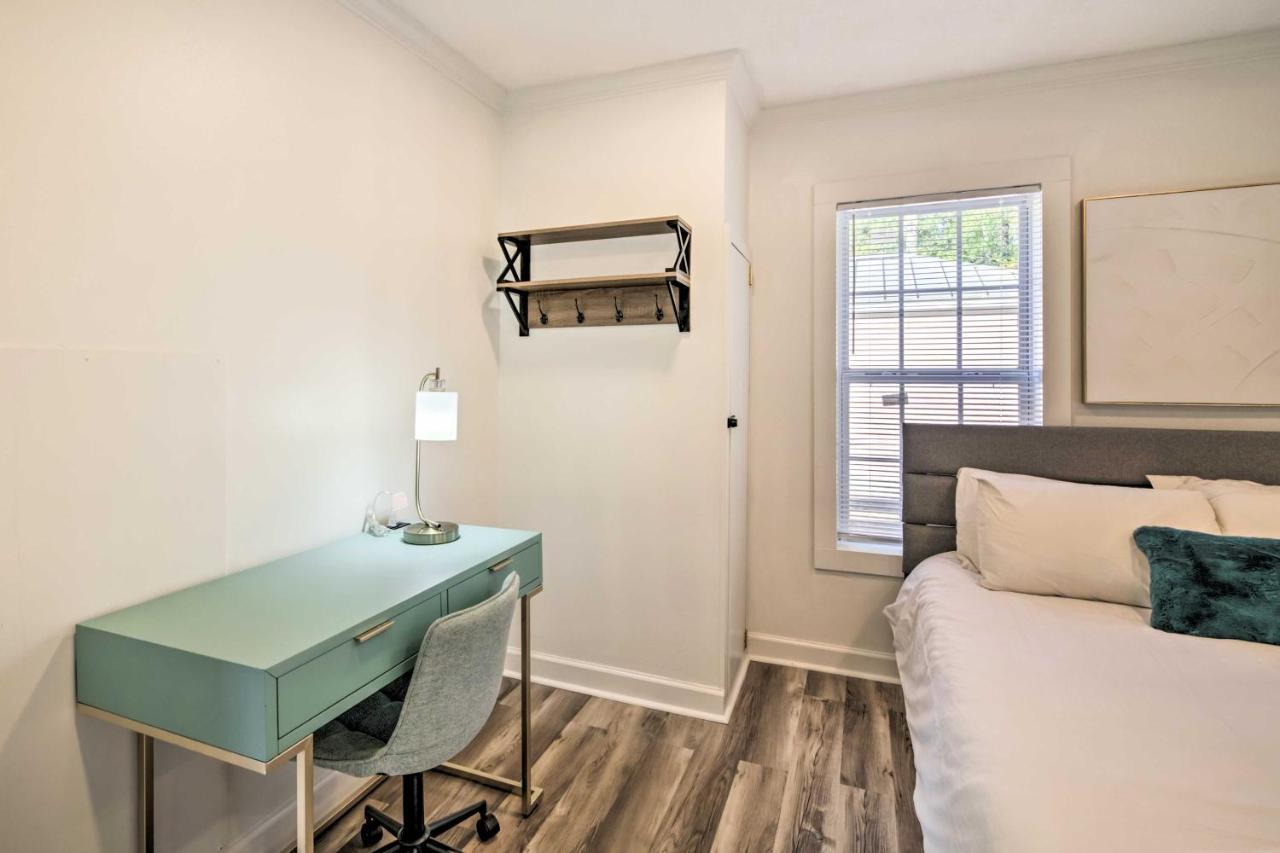 Chic Retreat With Grill, 2 Mi To Msu! *