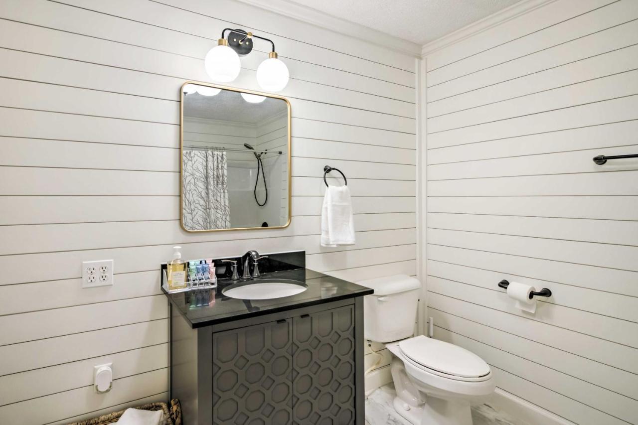 Holiday home Chic Retreat With Grill, 2 Mi To Msu! Starkville
