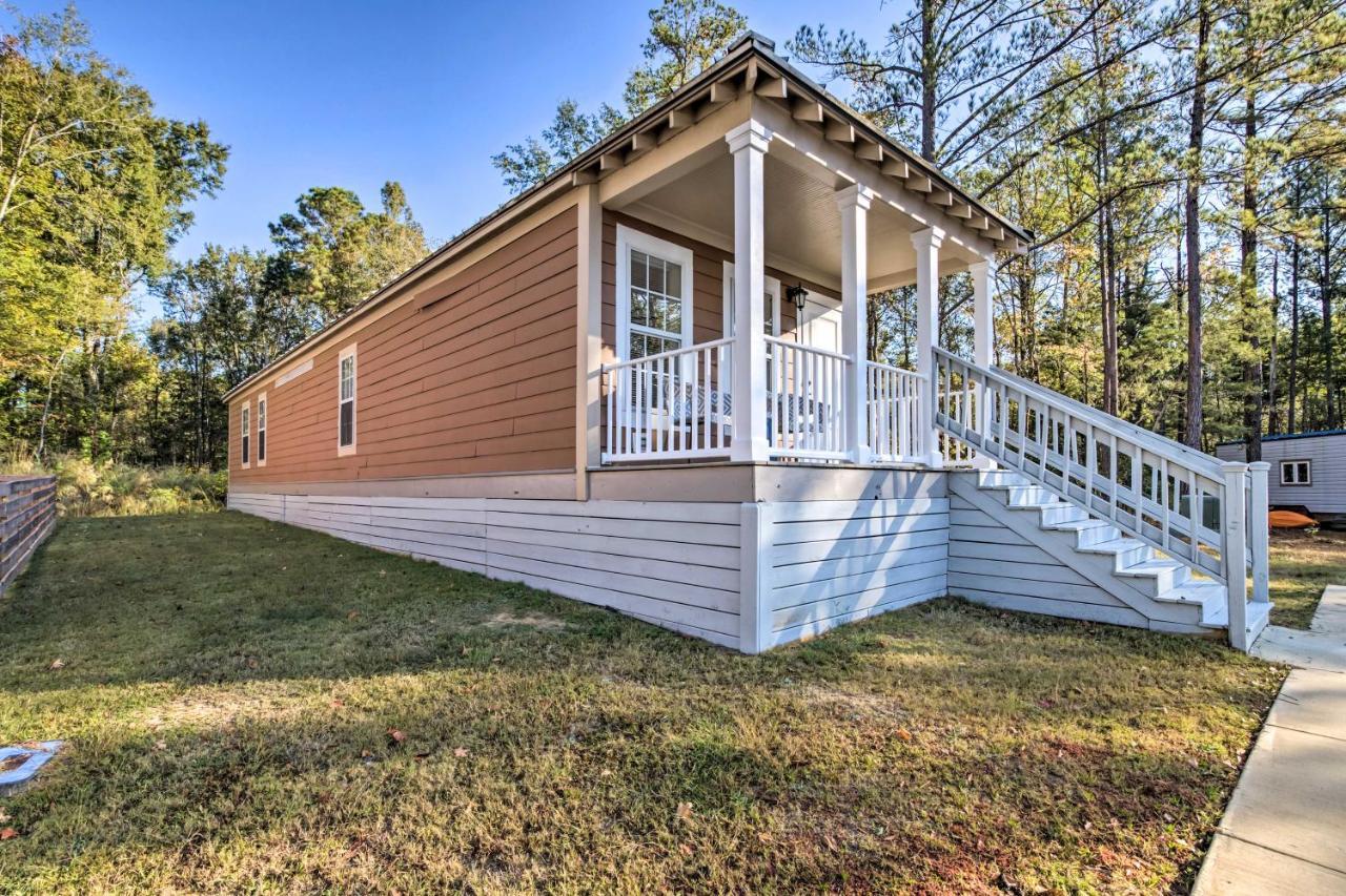 Holiday home Chic Retreat With Grill, 2 Mi To Msu! Starkville